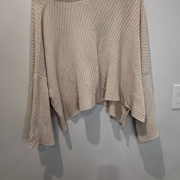 Free People Overaized Cream Sweater - Picture 3 of 5